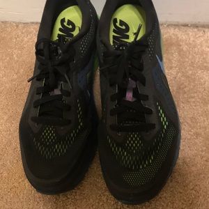 Men’s Size11 Nike AirMax Sneakers great condition